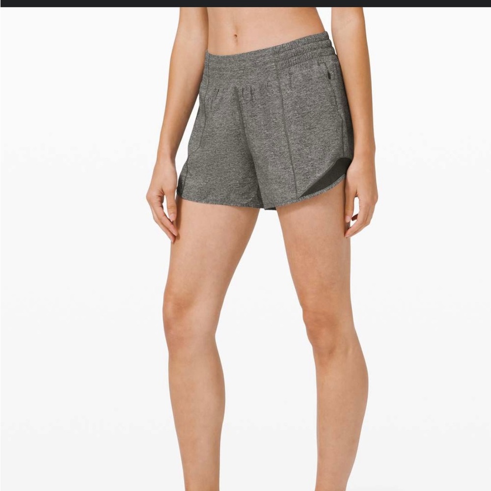 LULULEMON HOTTY SHORT 4”